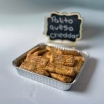 Palitos de queso cheddar